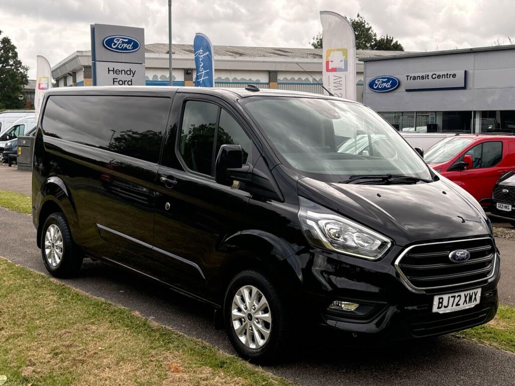 2022 Ford Transit Custom Panel Van with 25,929 miles