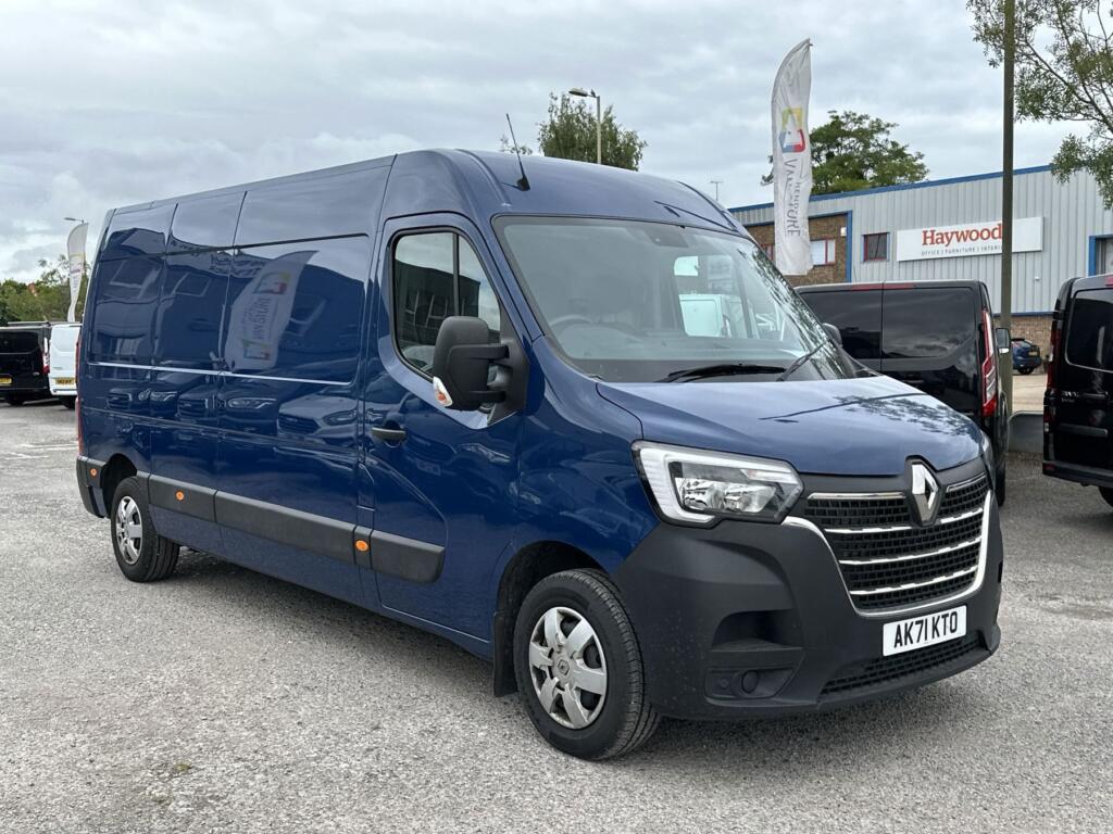 2021 Renault Master Panel Van with 20,413 miles