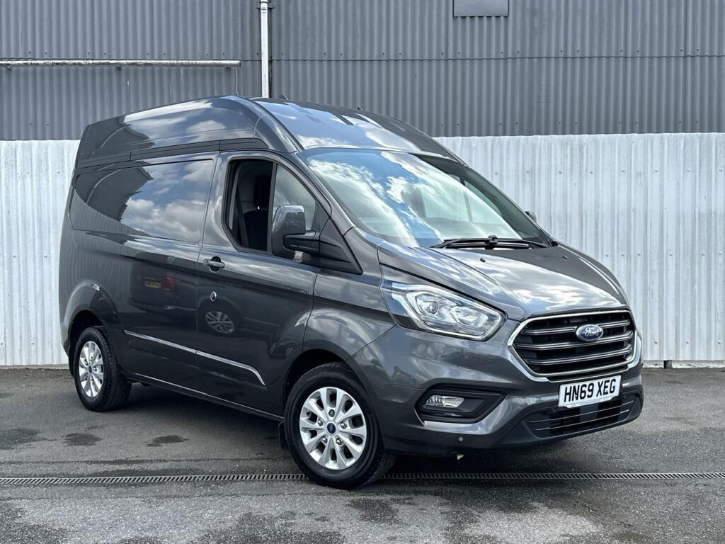 2019 Ford Transit Custom Panel Van with 19,735 miles