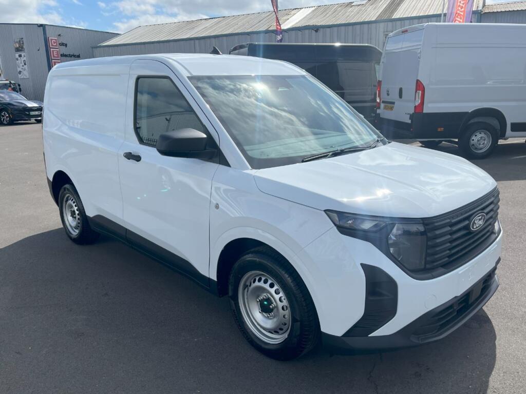 2024 Ford Transit Courier Panel Van