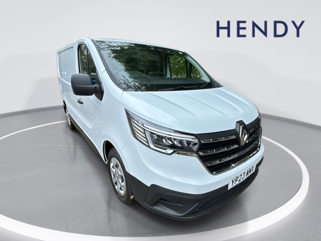 2023 Renault Trafic Panel Van with 7,670 miles