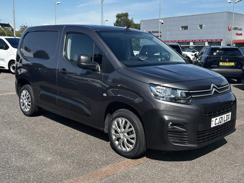 2021 Citroen Berlingo Panel Van with 31,603 miles