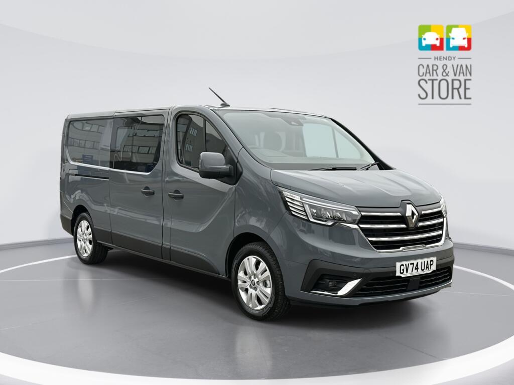 2024 Renault Trafic Window Van with 10 miles