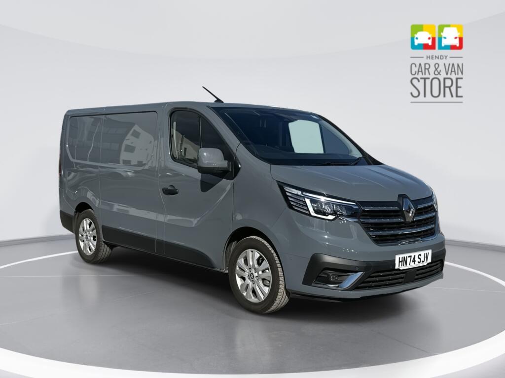 2024 Renault Trafic Panel Van with 3,418 miles