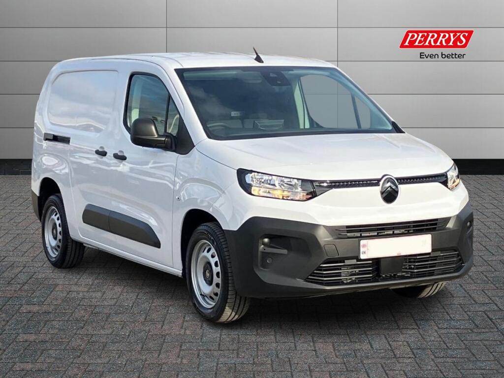 2025 Citroen Berlingo Van with 1 miles